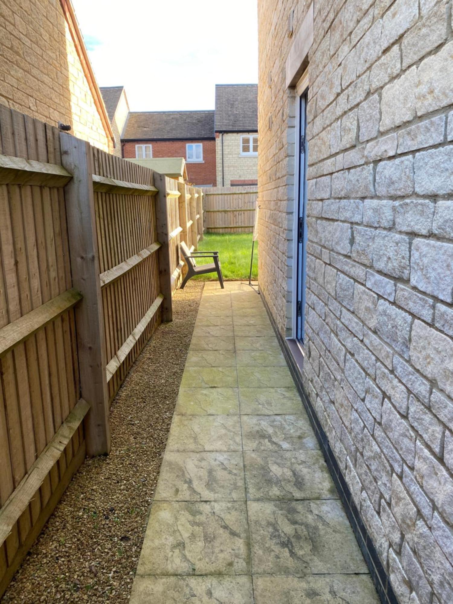 Villa 4 Freelands Gate, Witney, Oxfordshire Exterior foto